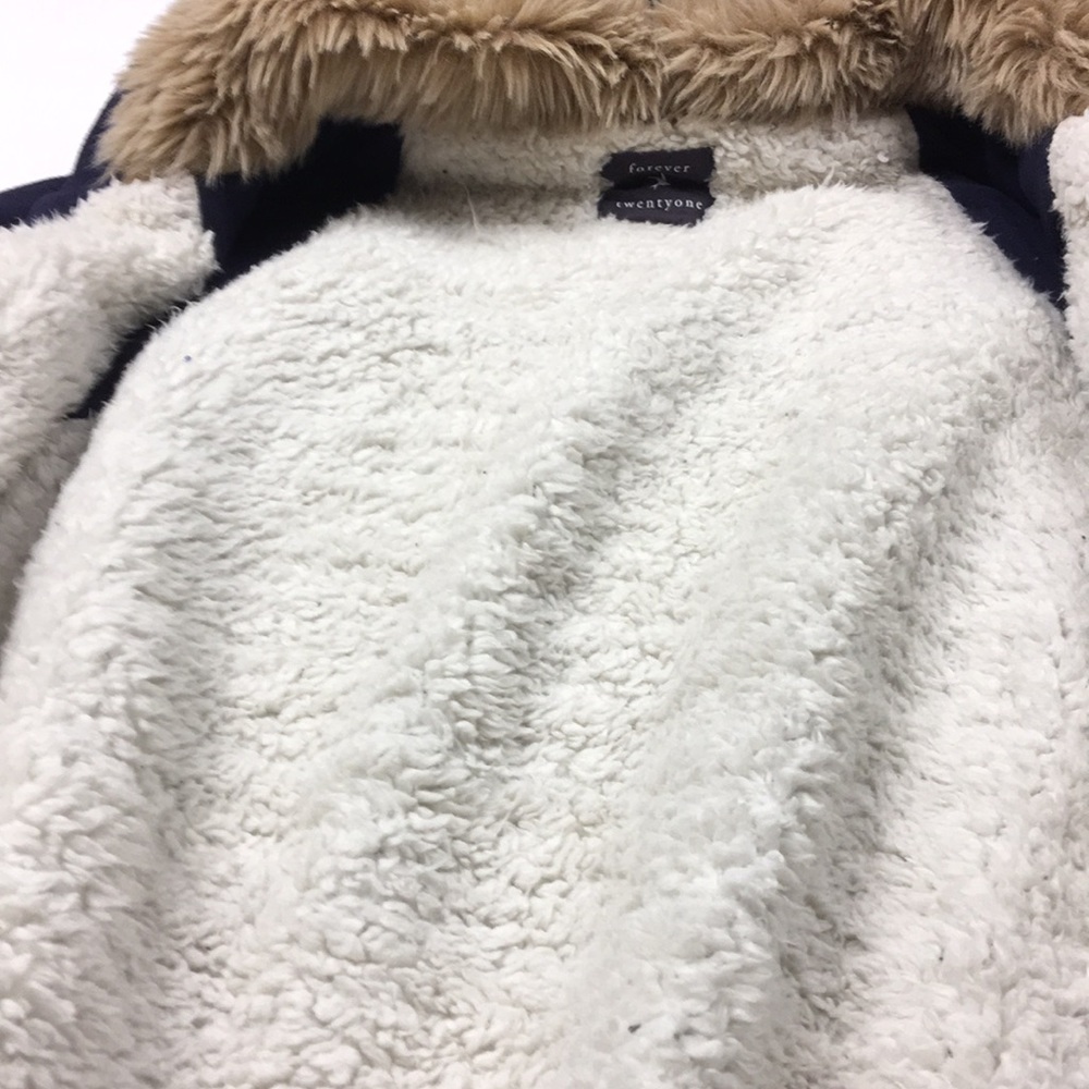 Jacket - Picture 4 of 6
